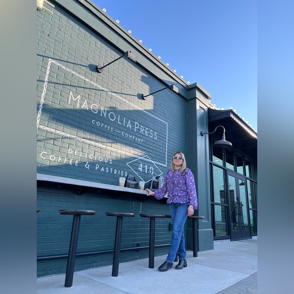 Hi Welcome /// Hola - Picture 2 of 16